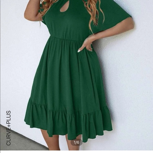 SHEIN keyhole ruffle dress 1x - Picture 4 of 4